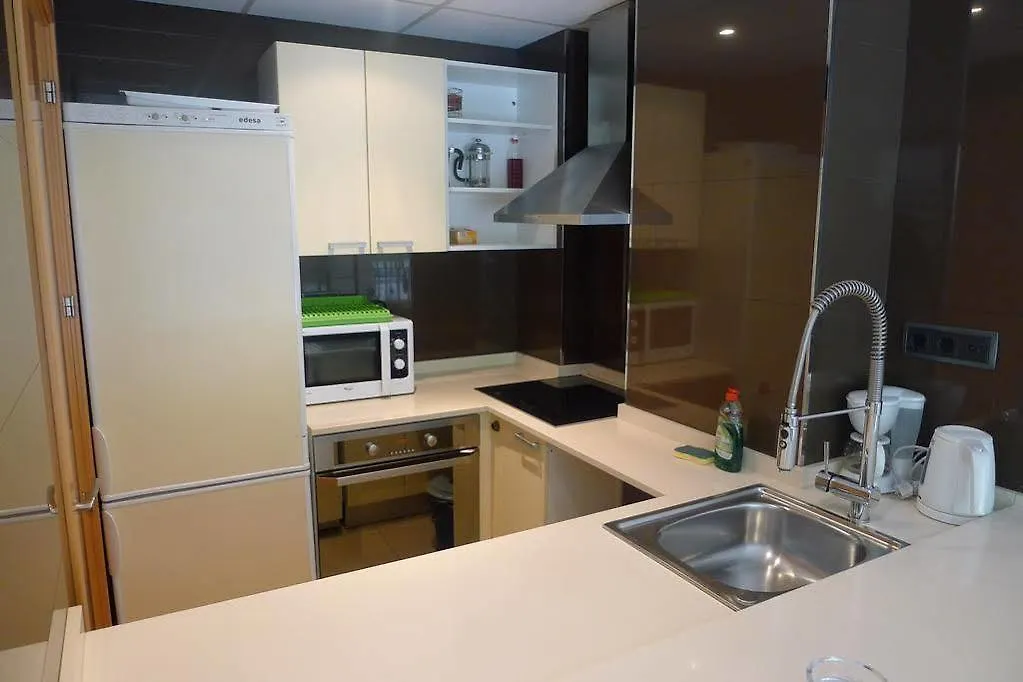 Apartamentos Royal 살루 호텔